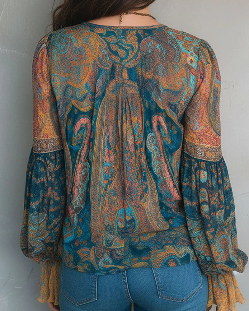 Lindena | Blouse paisley à décolleté en V et manches larges