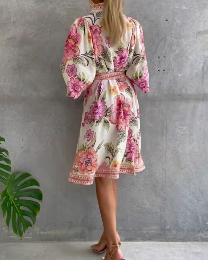 Robe imprimée à col notch et manches en lanterne