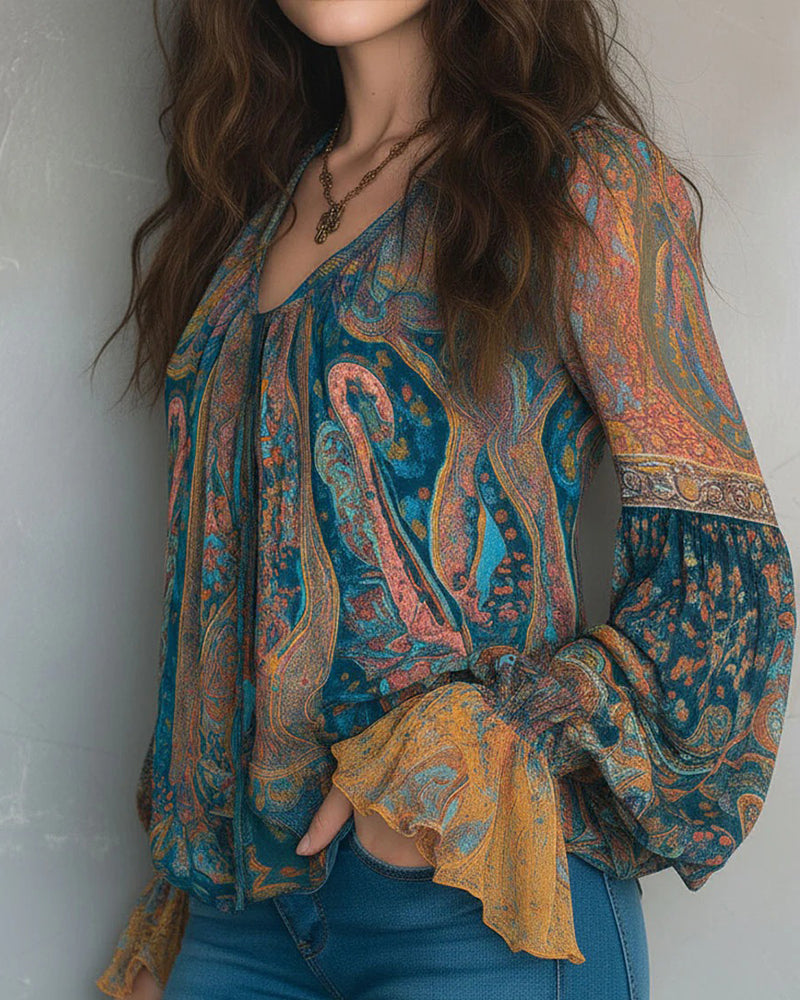 Lindena | Blouse paisley à décolleté en V et manches larges