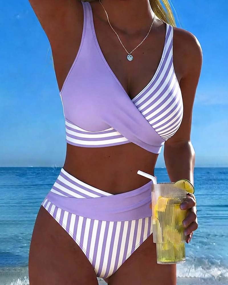 Giulia | Bikini rayé pour femmes avec décolleté en V