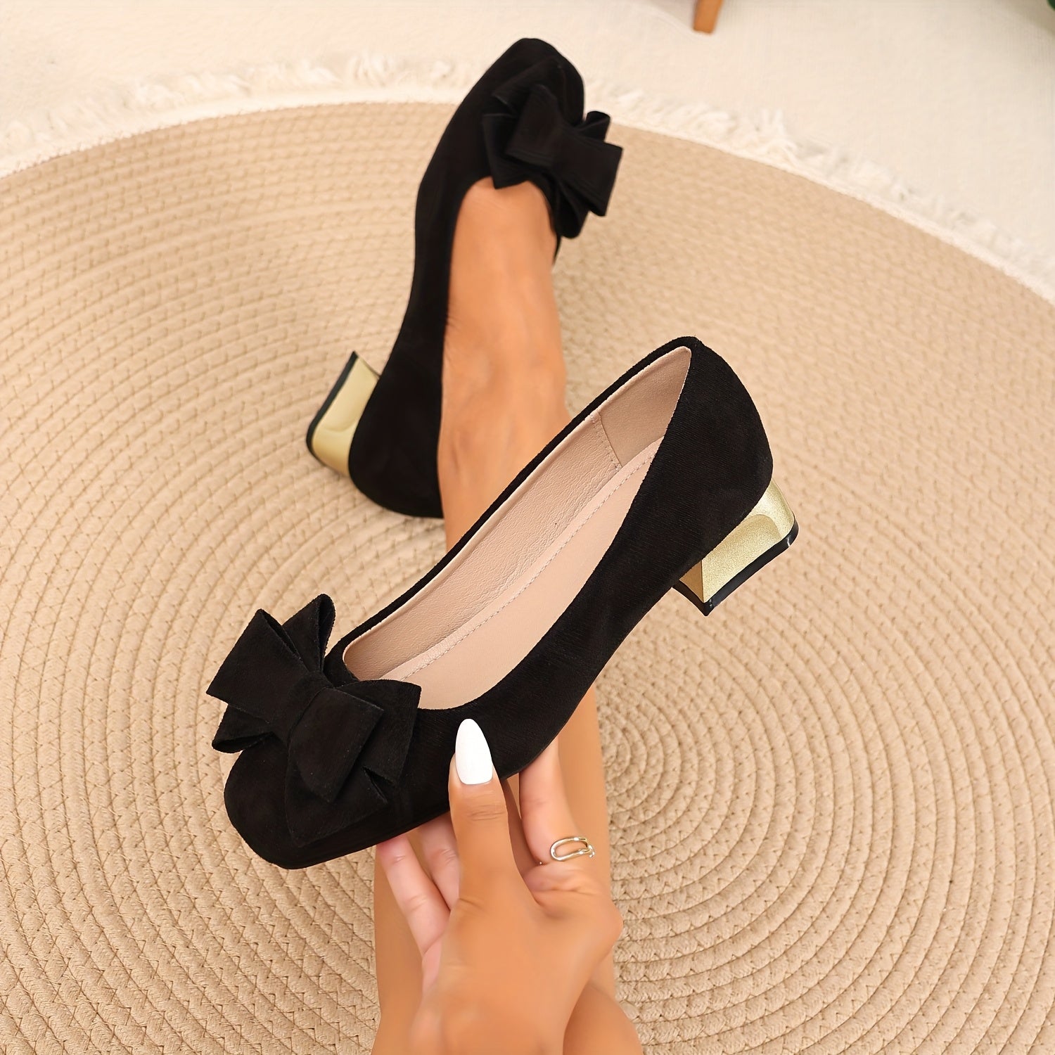 Chaussures à lacets pour femmes avec des talons épais et stylés
