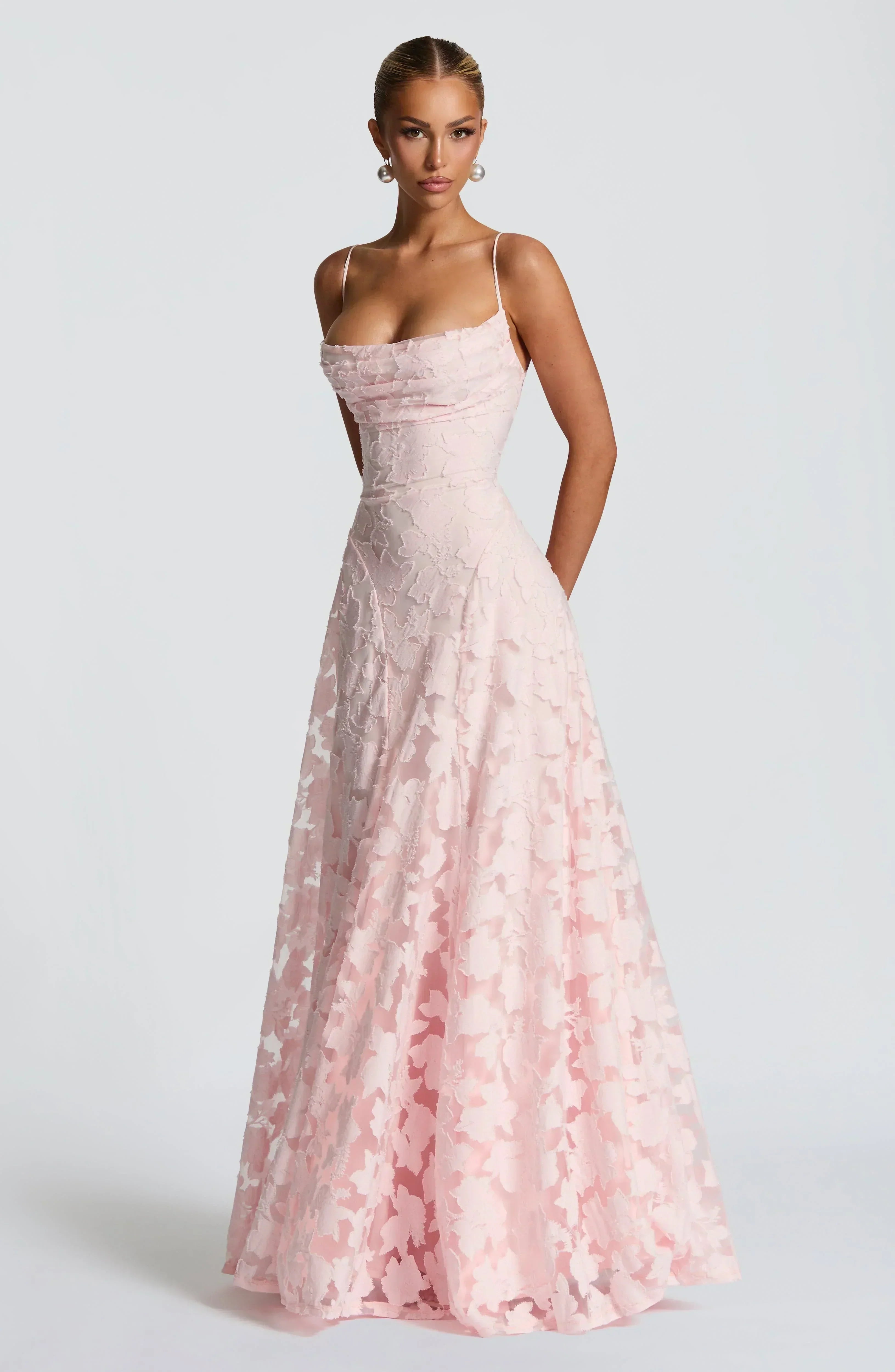 Lucina | Robe Maxi Élégante avec Raffinement Intemporel