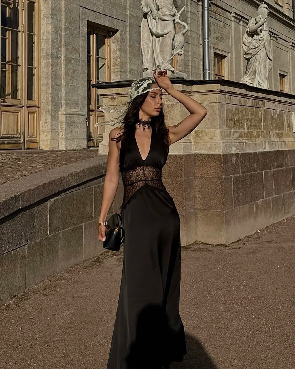 Robe Maxi Satin à Col Halter avec Panneau en Dentelle à la Taille