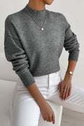 Pull femme en tricot doux à col montant