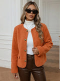Veste pour femmes avec boutons dorés et poches latérales