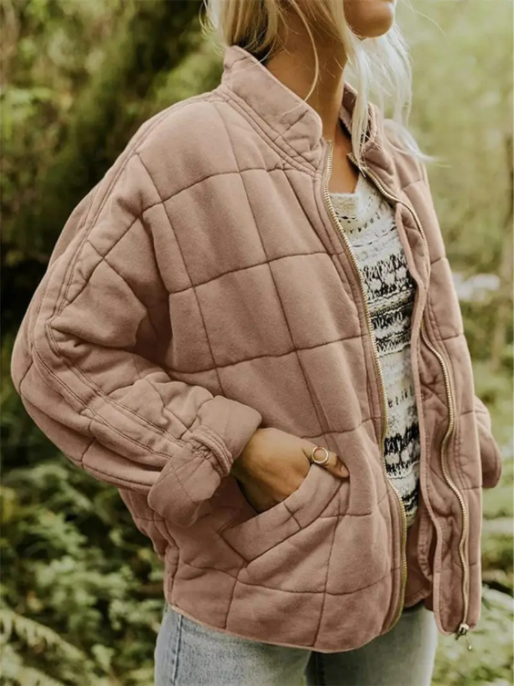 Veste matelassée femme zippée avec poches pratiques et coupe décontractée