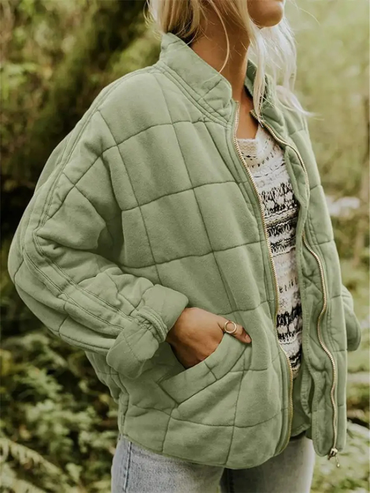 Veste matelassée femme zippée avec poches pratiques et coupe décontractée