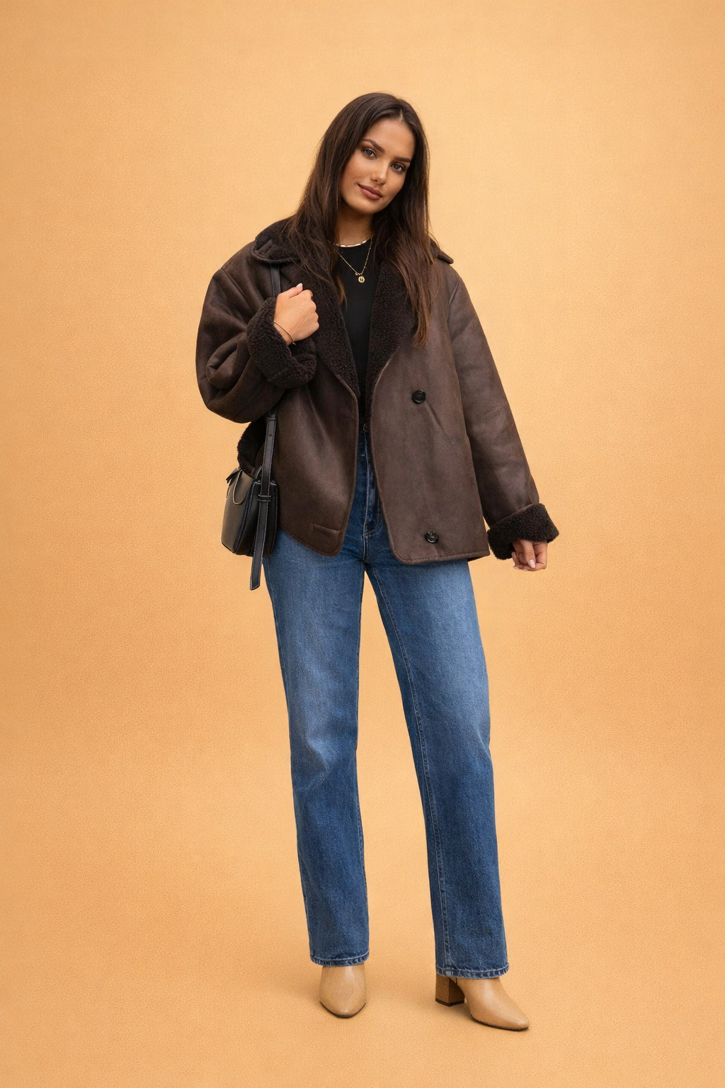 Veste en Fleece Courte pour Femmes avec Grand Col - Texture Polaire Douce