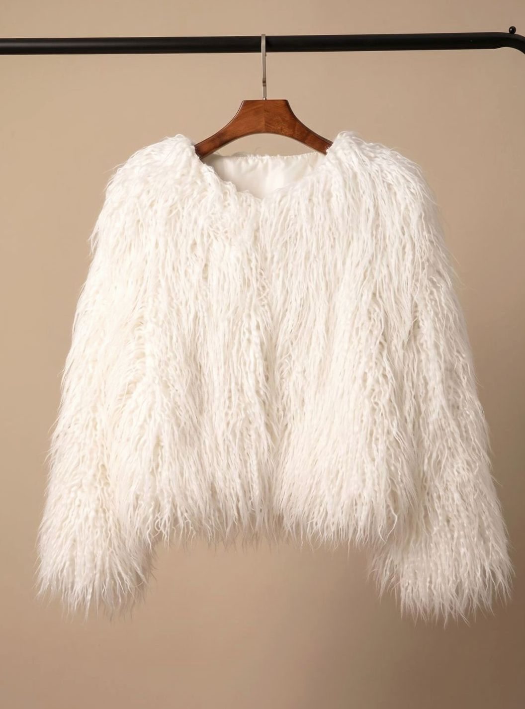 Mia | Manteau en fausse fourrure pour femmes Veste courte douillette Manteau d'hiver