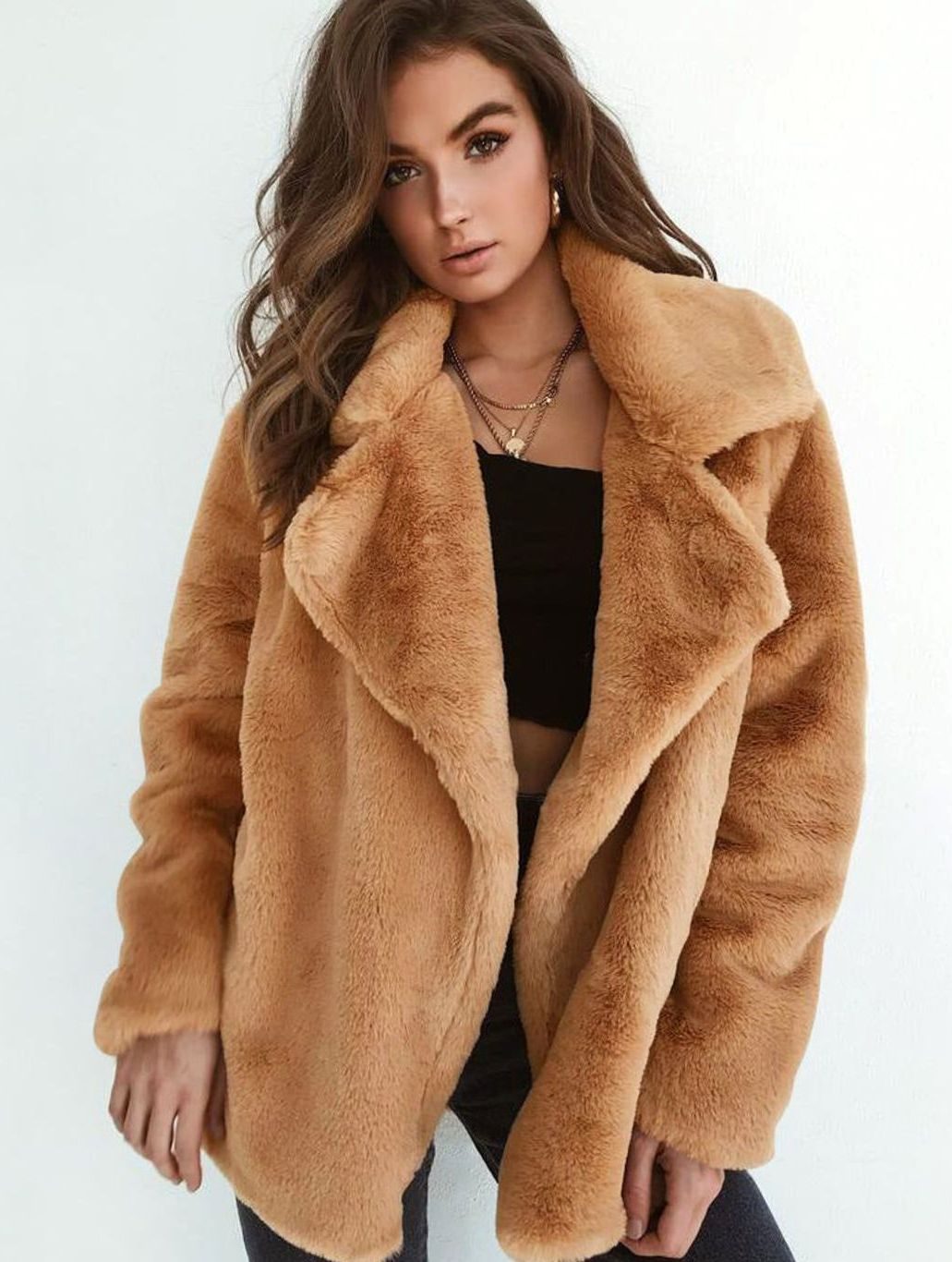 Emilia | Manteau en fausse fourrure pour femmes, coupe oversize décontractée, manteau court en peluche