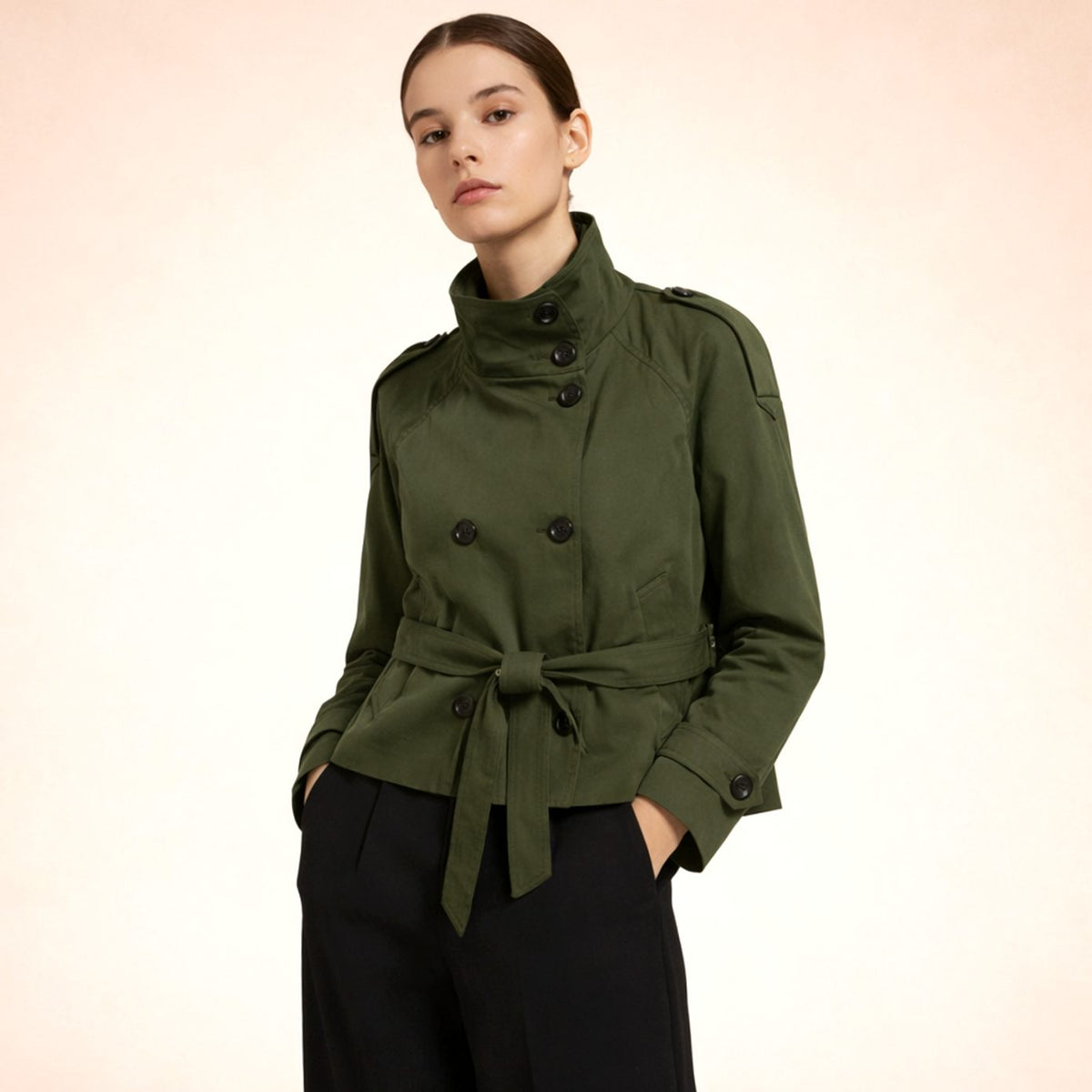 Mia | Trench-coat court femme à double boutonnage et col montant