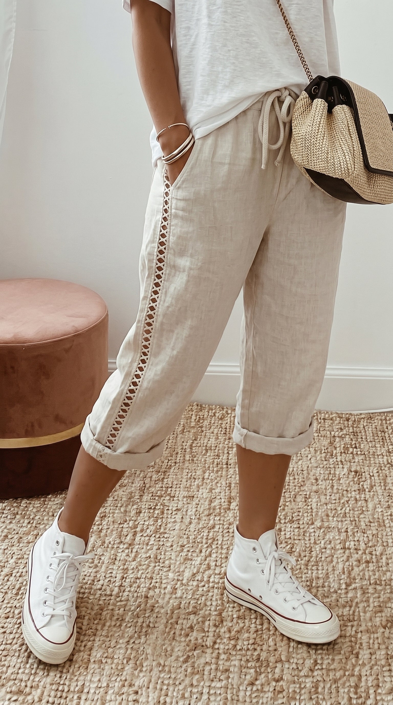 Mariele | Pantalon Capri Femme Aéré avec Détail en Dentelle