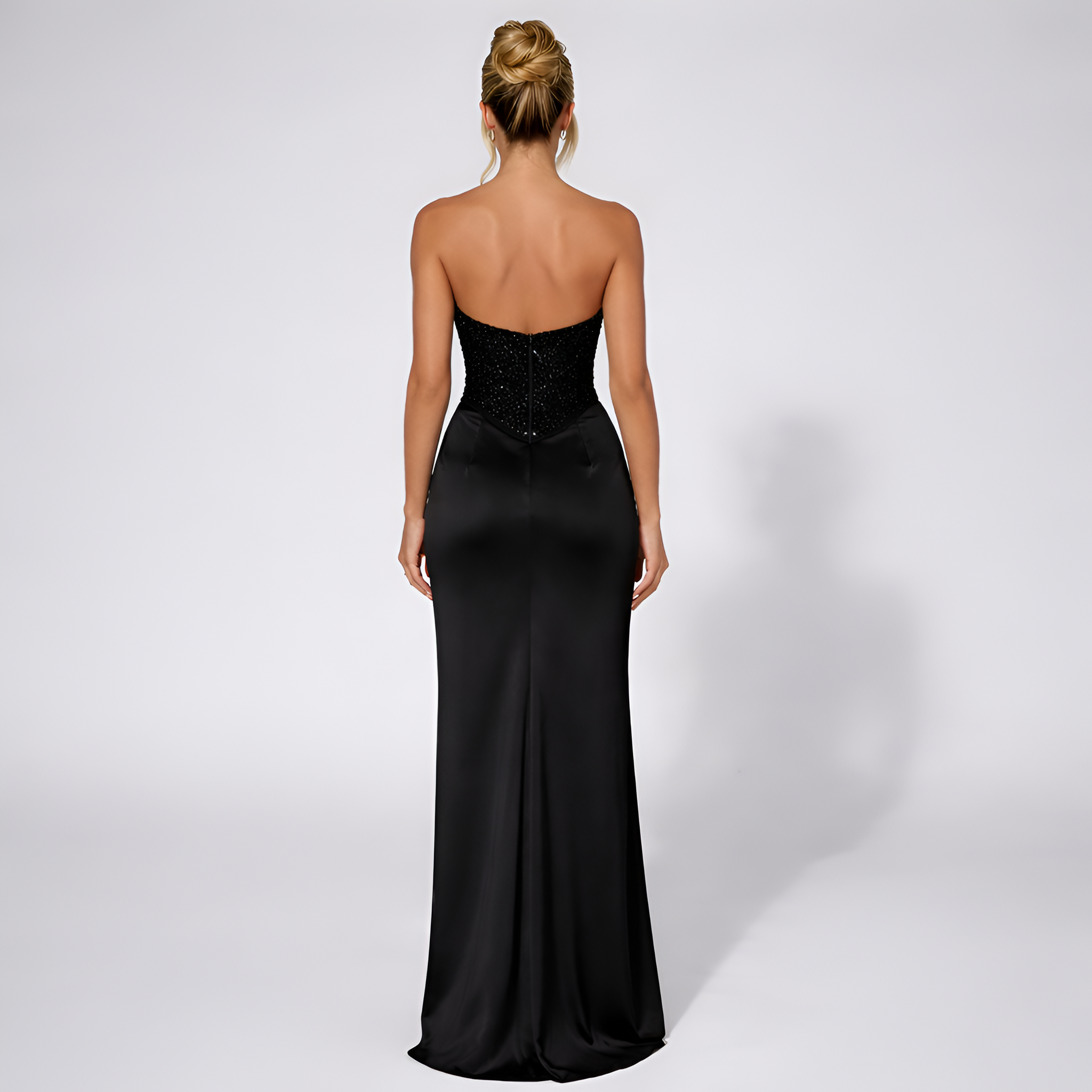 Emily - Élégante robe corset brodée de perles