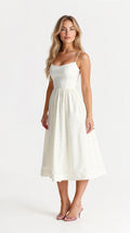 Robe midi sans manches chic pour femmes