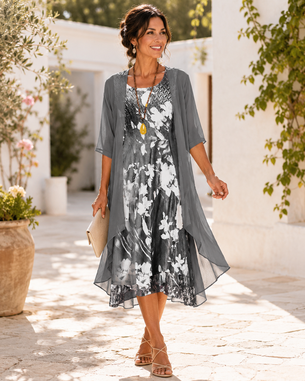 Olivia | Robe midi à fleurs pour femmes avec décolleté carré