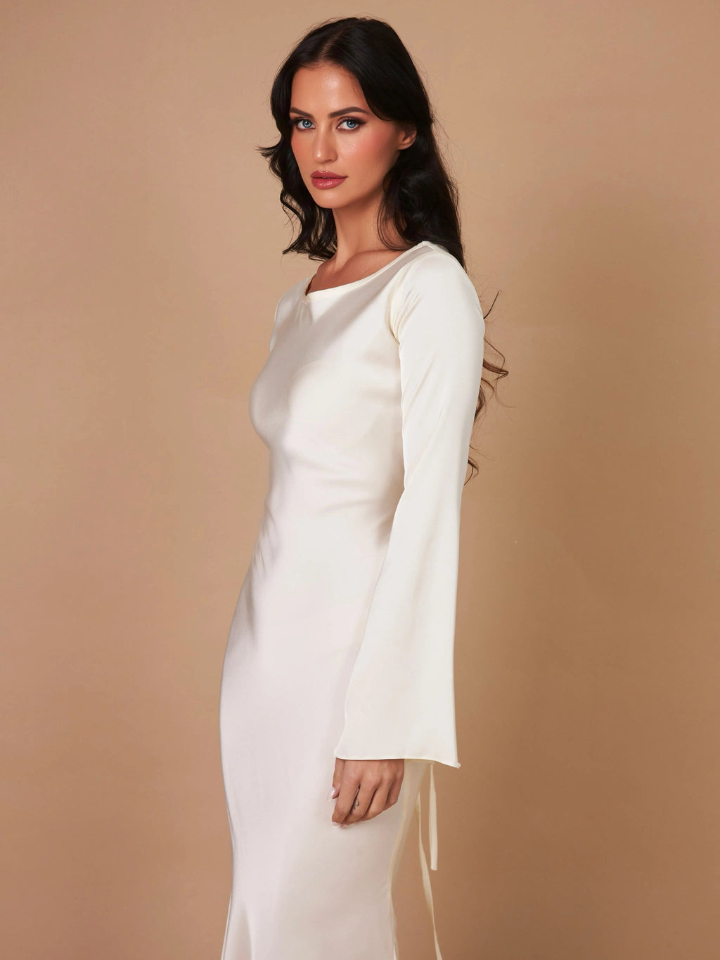 Ophelia | Robe Maxi Ajustée à Manches Longues pour Femmes