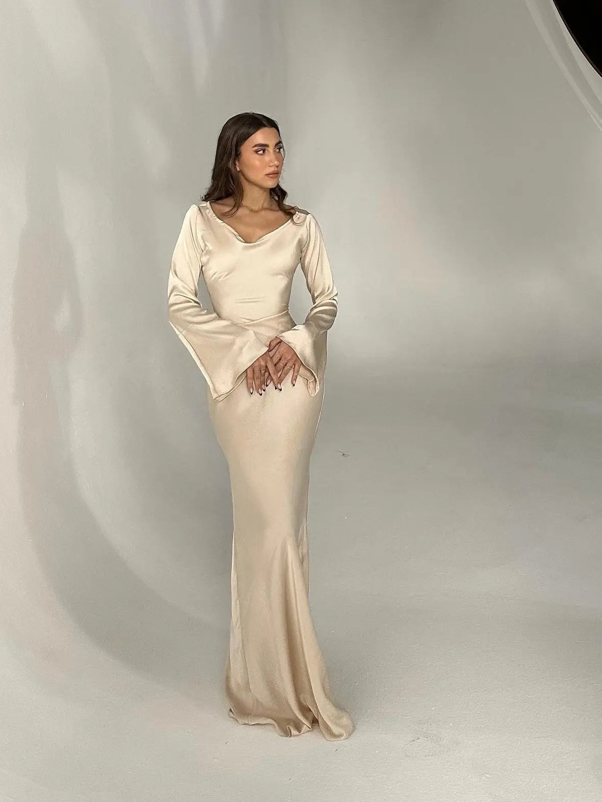 Ophelia | Robe Maxi Ajustée à Manches Longues pour Femmes