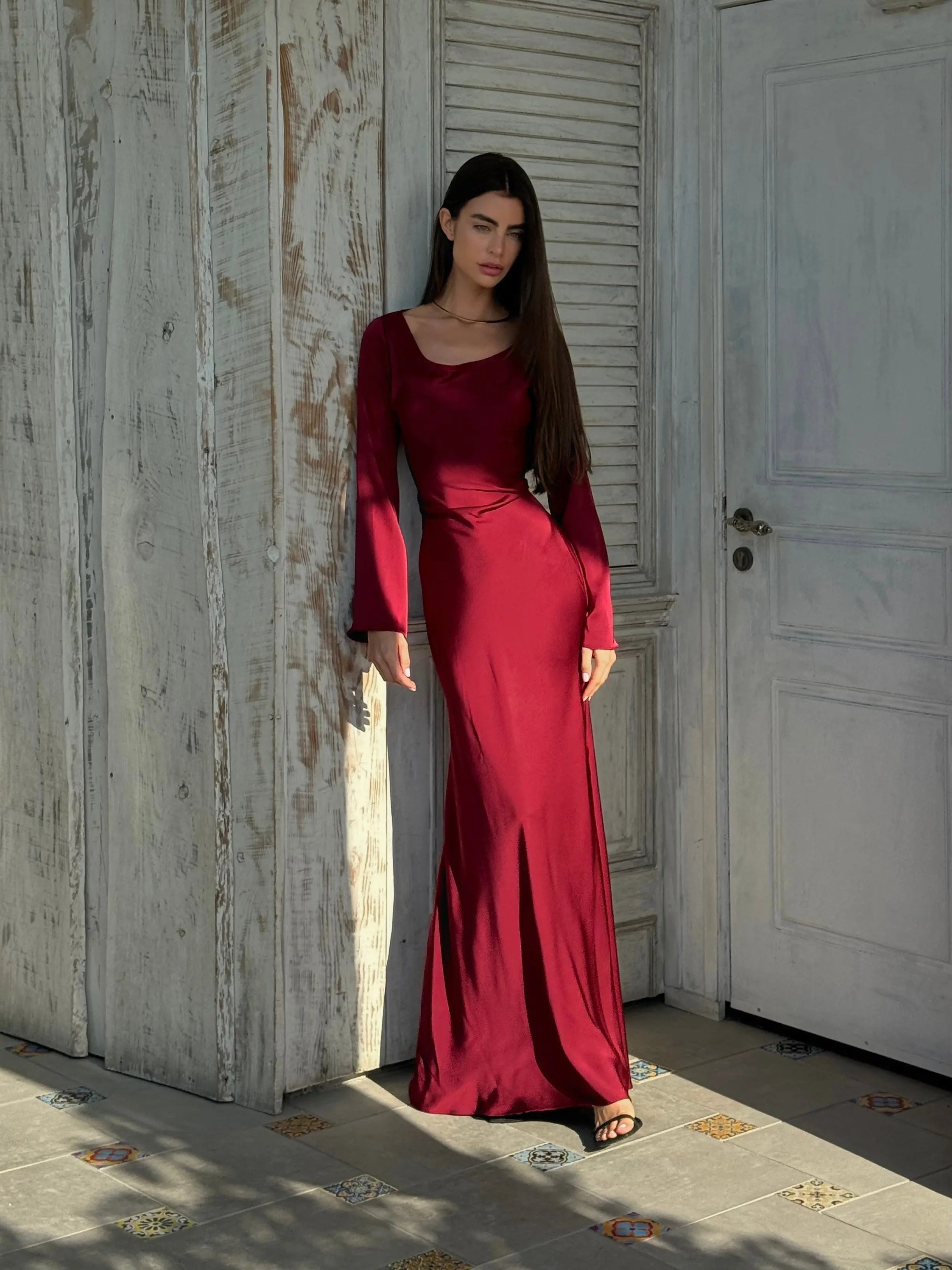 Ophelia | Robe Maxi Ajustée à Manches Longues pour Femmes
