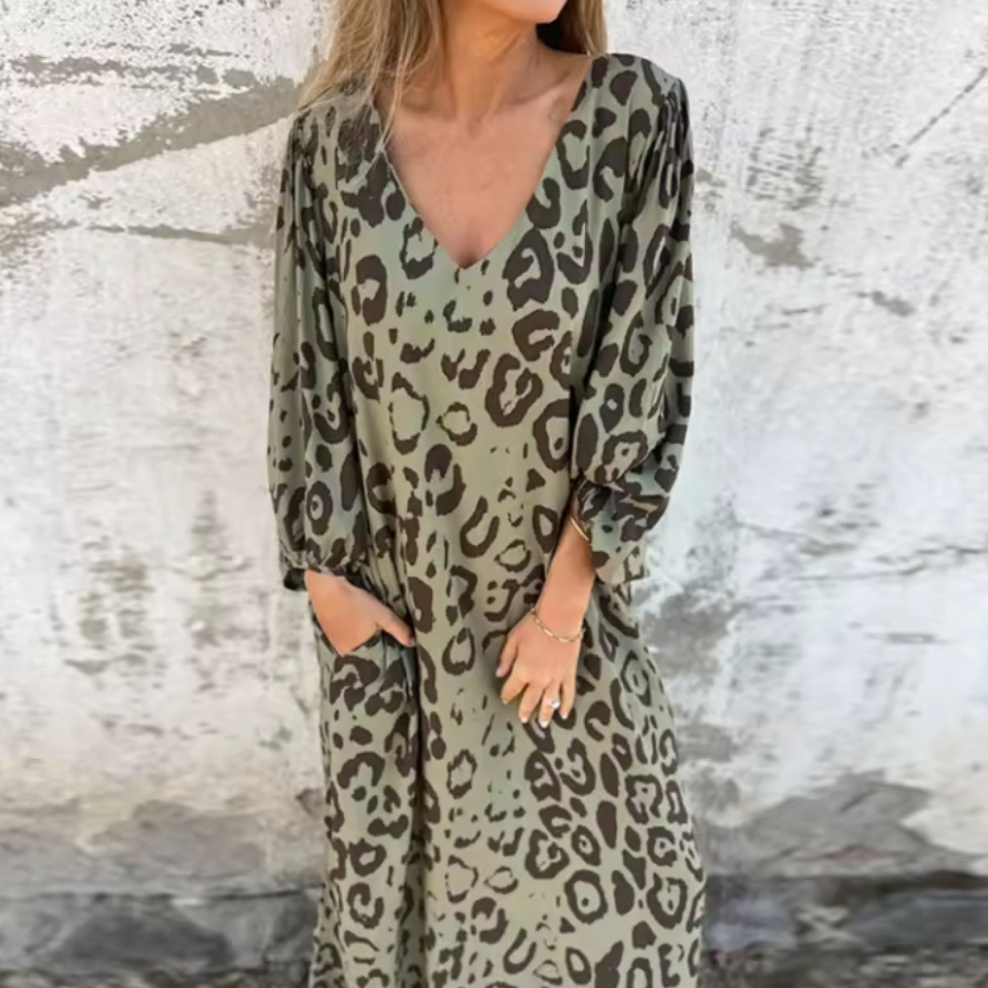 Aria | Robe Maxi Grande Taille V-Cou Manches Longues Imprimé Léopard Décontractée