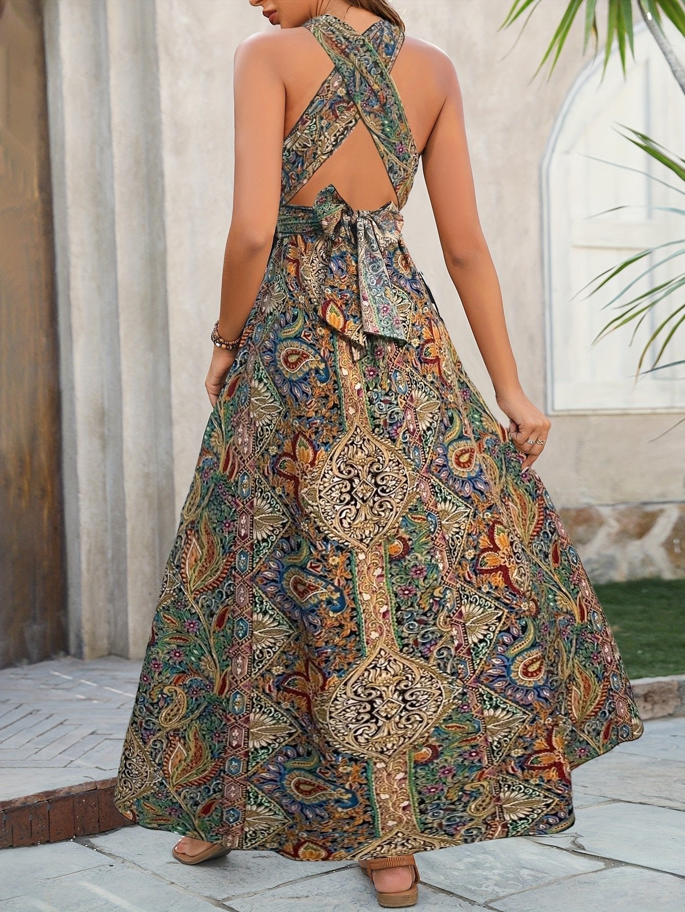 Rosalinda | Robe maxi à col halter en paisley pour femmes