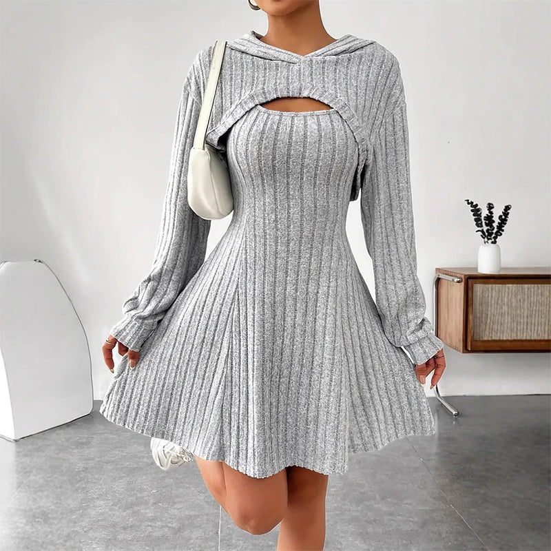 Larenia | Ensemble de robe en tricot côtelé avec hoodie court