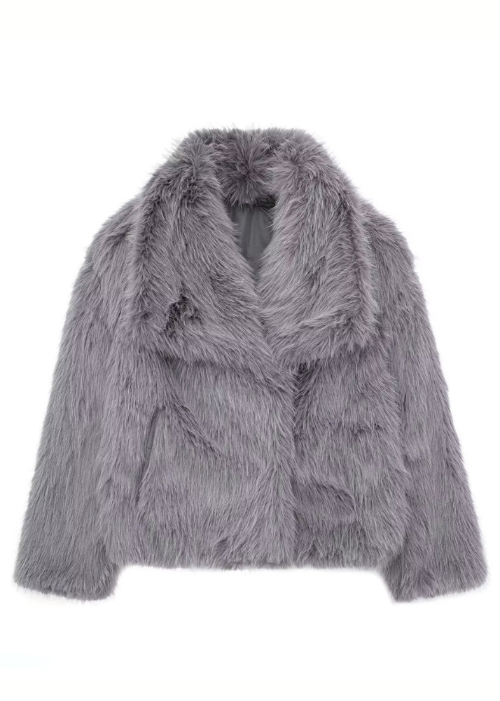Manteau en fourrure duveteuse
