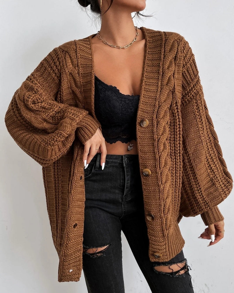 Veste en tricot femme – Avec motif torsadé, coupe large et fermeture à boutons