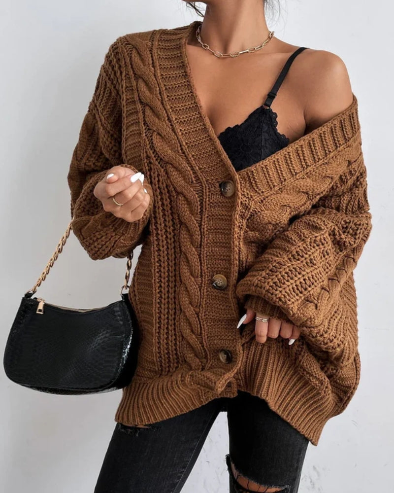 Veste en tricot femme – Avec motif torsadé, coupe large et fermeture à boutons