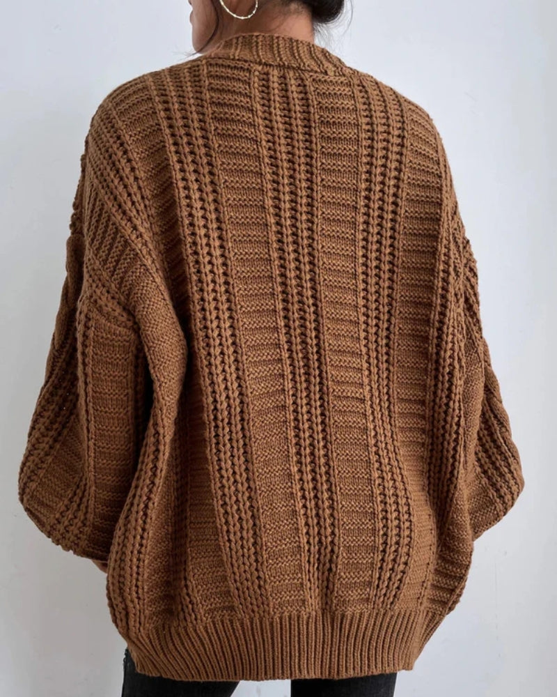 Veste en tricot femme – Avec motif torsadé, coupe large et fermeture à boutons