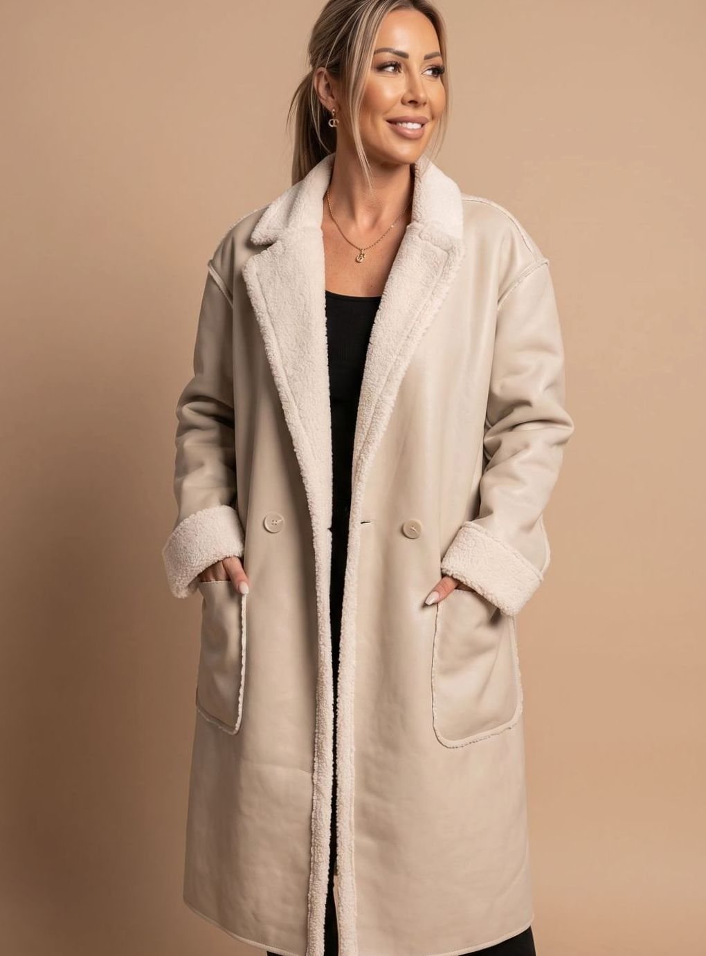 Clara | Manteau d'hiver pour femmes en simili cuir long avec doublure en polaire