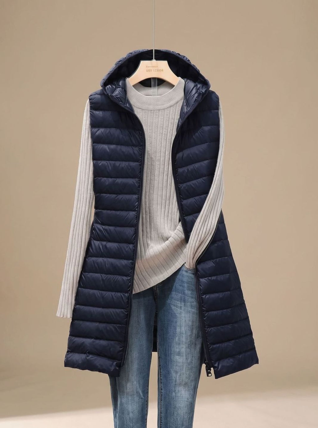 Emilia | Manteau d'hiver femme long sans manches avec capuche