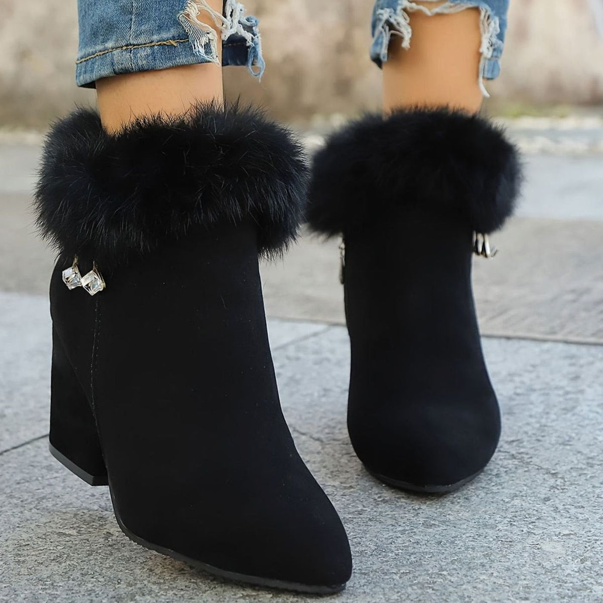 Madison | Bottes Noires pour Femmes avec Fourrure, Talon Bloc et Bout Pointu