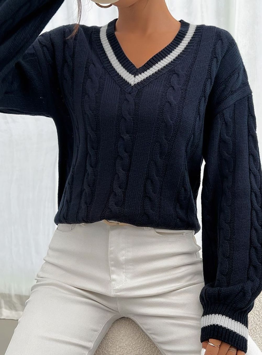 Sophia | Pull à col en V en maille torsadée pour femmes