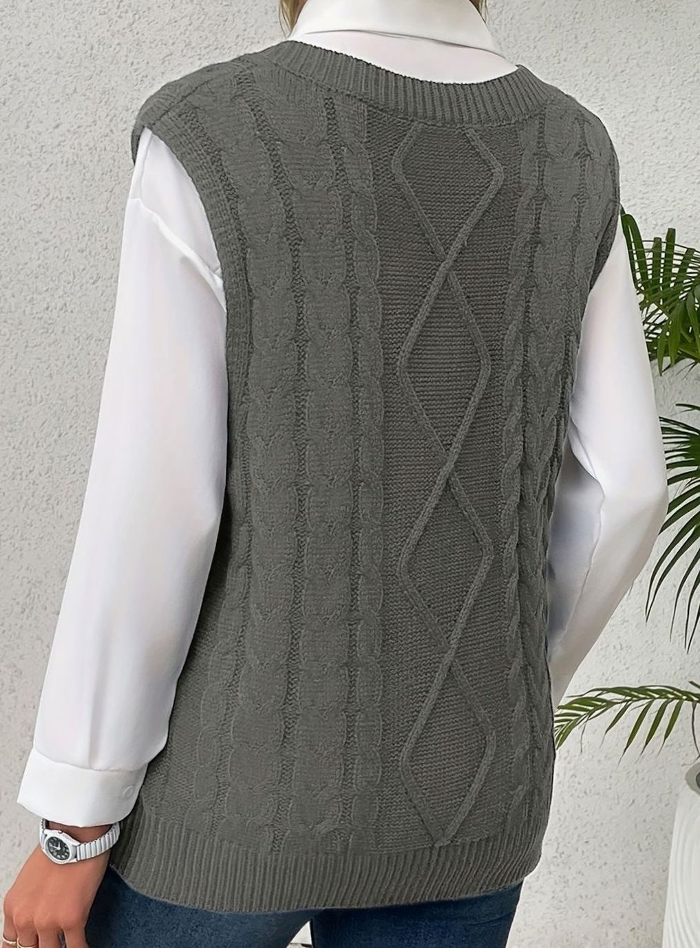 Camila | Gilet en maille torsadée pour femmes, décolleté en V, coupe décontractée