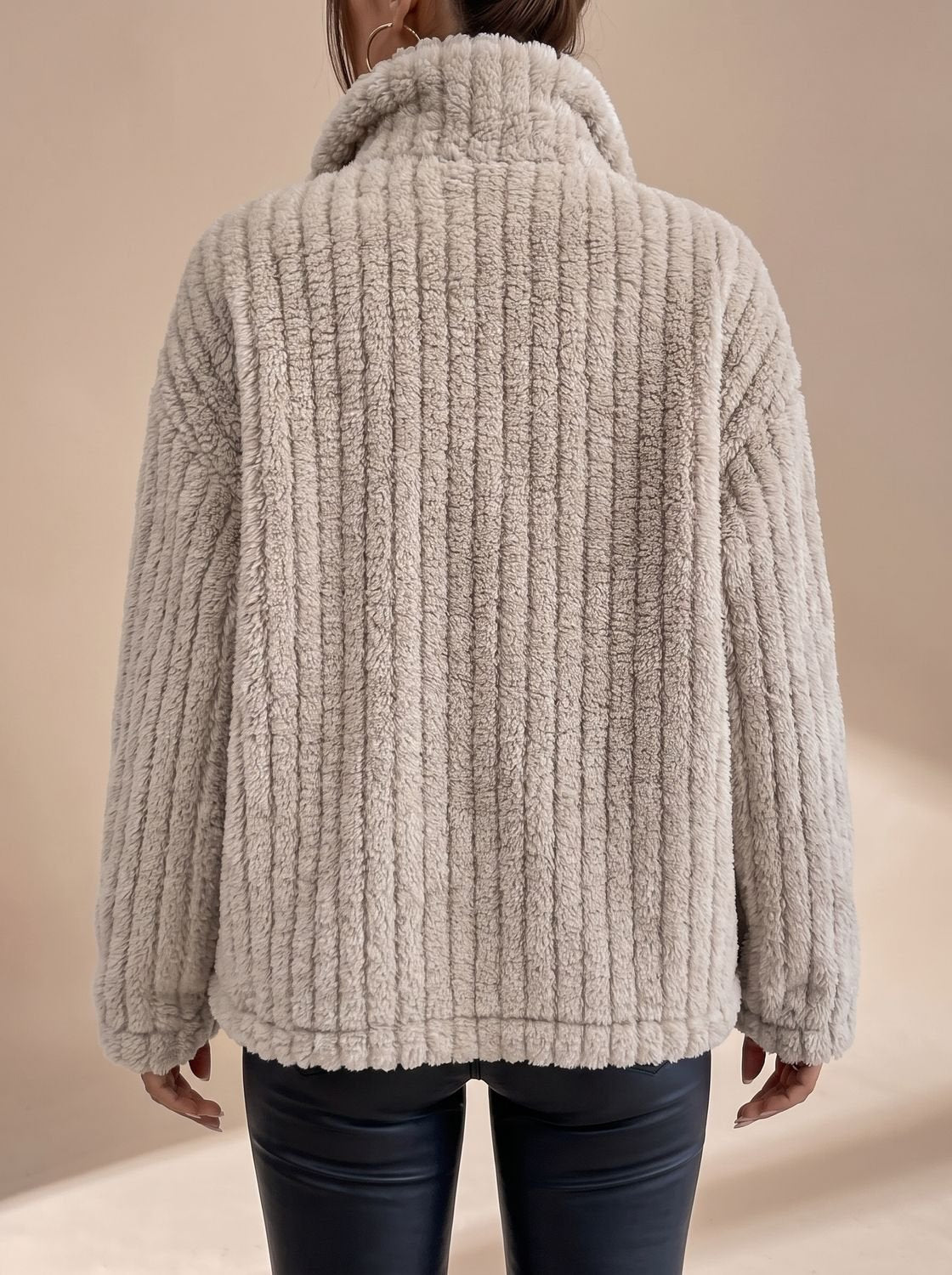 Victoria | Manteau en fausse fourrure pour femmes, veste en polaire teddy à boutons avec poches
