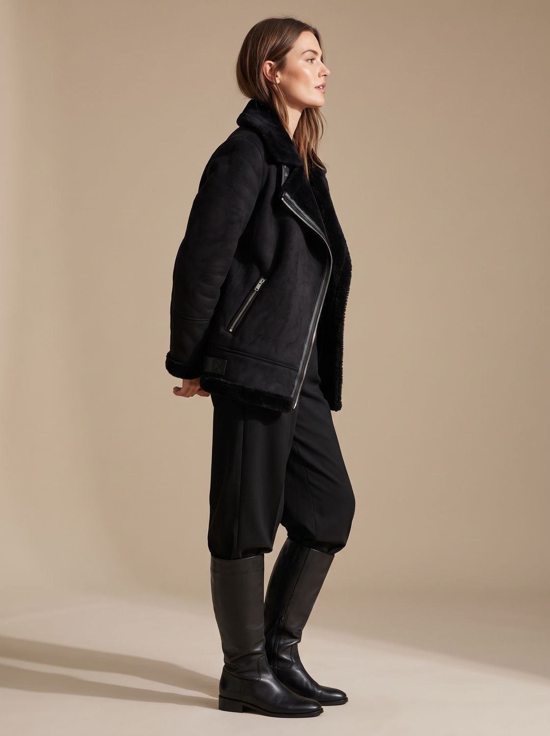 Harper | Veste aviateur pour femmes en fausse fourrure avec ceinture et zip asymétrique