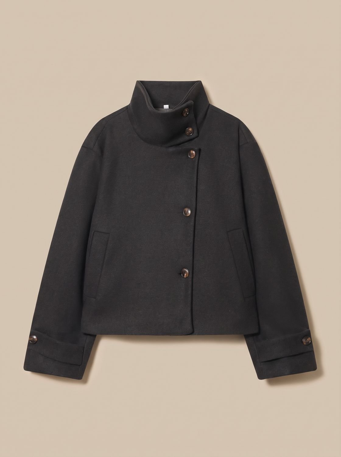 Victoria | Manteau court en mélange de laine à col montant et boutons pour femmes