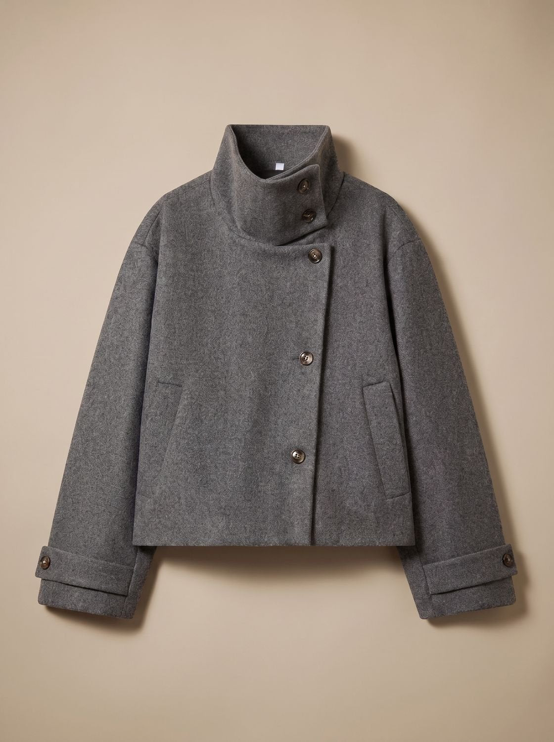 Victoria | Manteau court en mélange de laine à col montant et boutons pour femmes