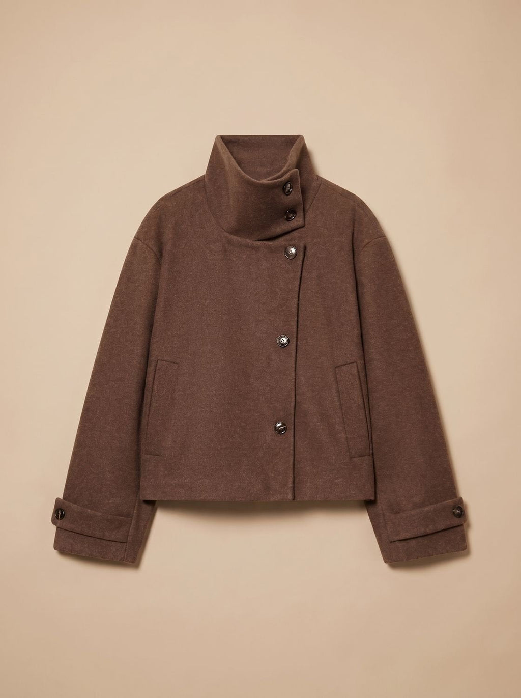 Victoria | Manteau court en mélange de laine à col montant et boutons pour femmes