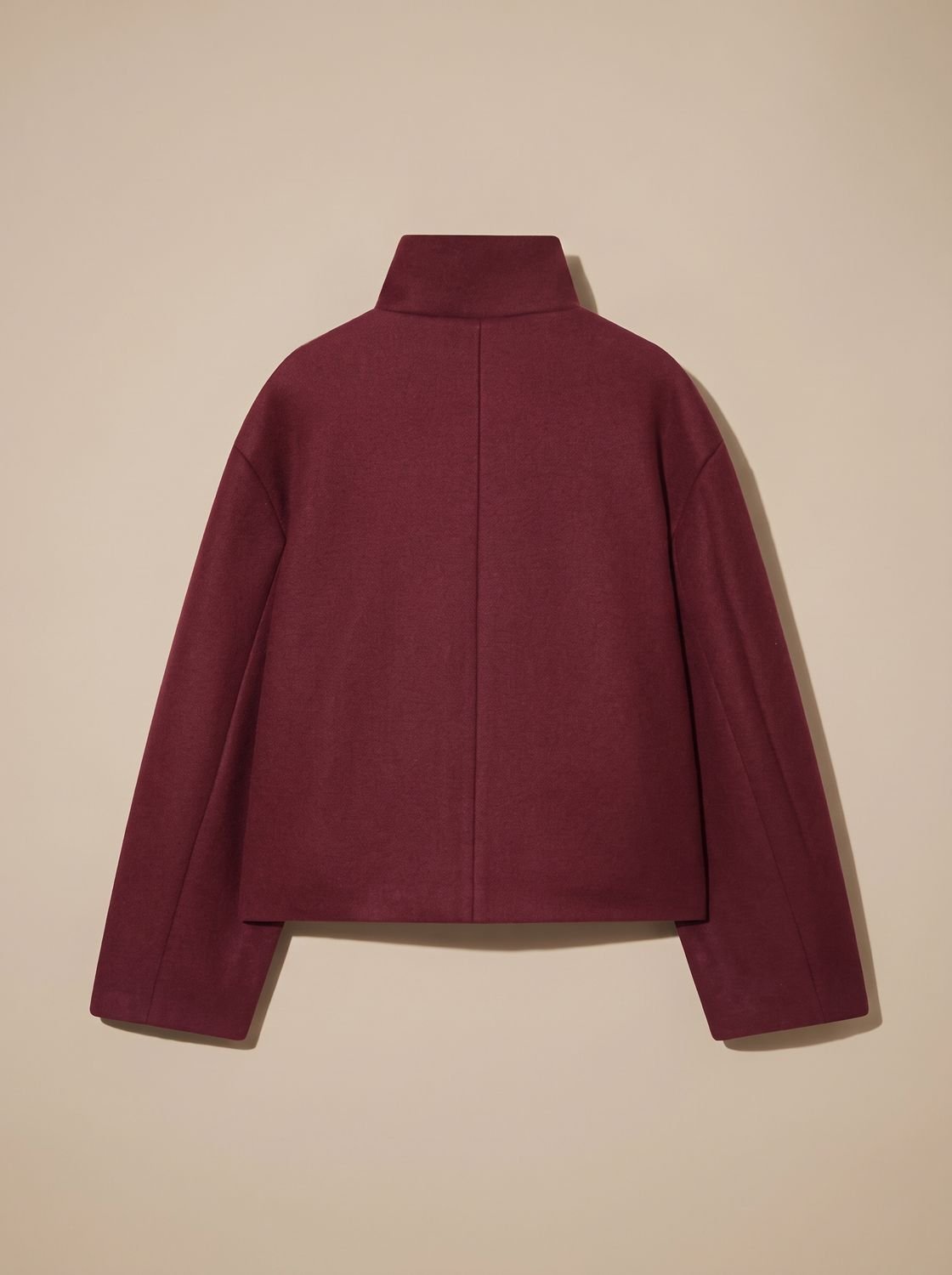 Victoria | Manteau court en mélange de laine à col montant et boutons pour femmes
