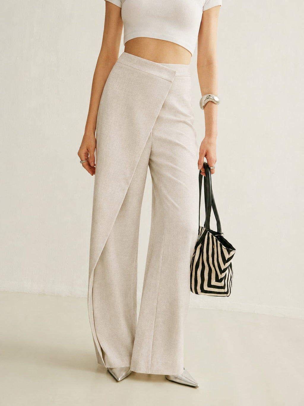 Camila | Pantalon large asymétrique taille haute pour femmes