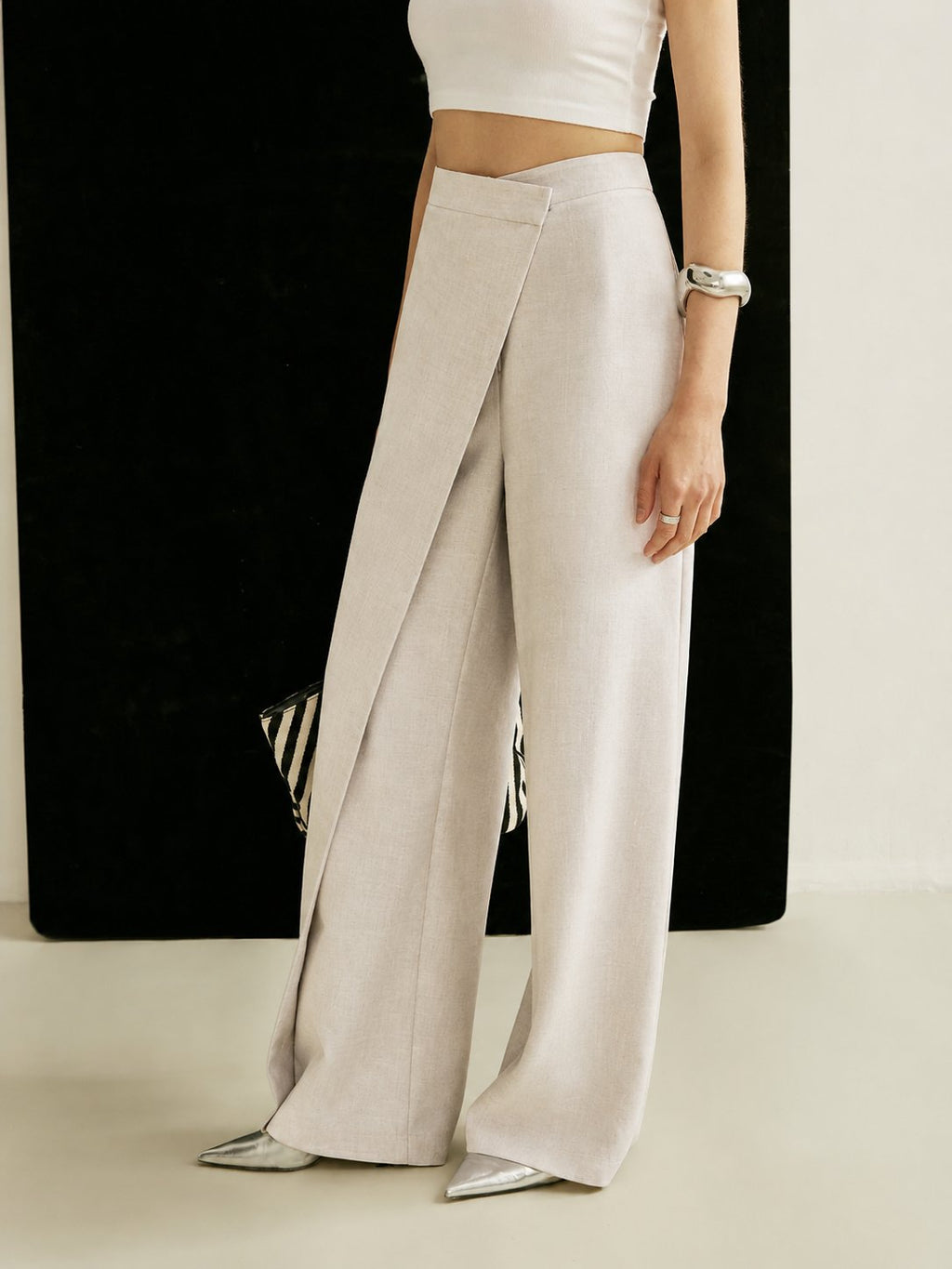 Camila | Pantalon large asymétrique taille haute pour femmes