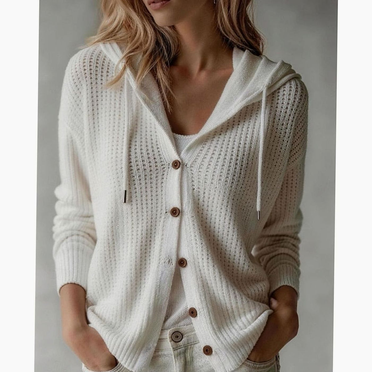 Harper | Cardigan à boutons avant et capuche en tricot gaufré pour femmes