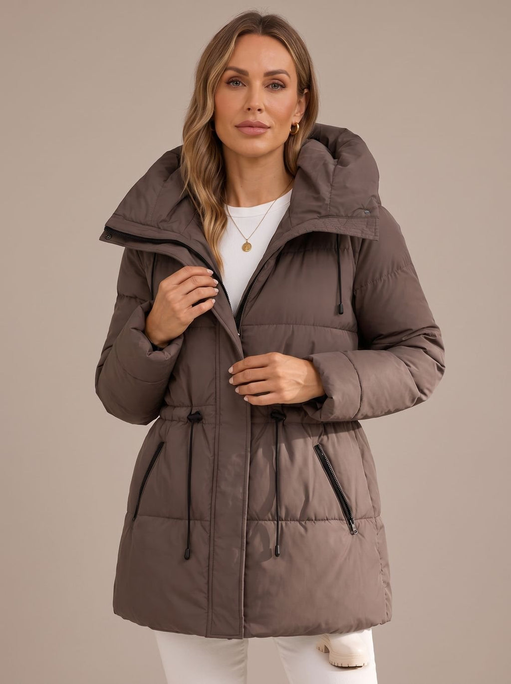 Sophia | Veste Puffer à Capuche pour Femme avec Taille à Cordon