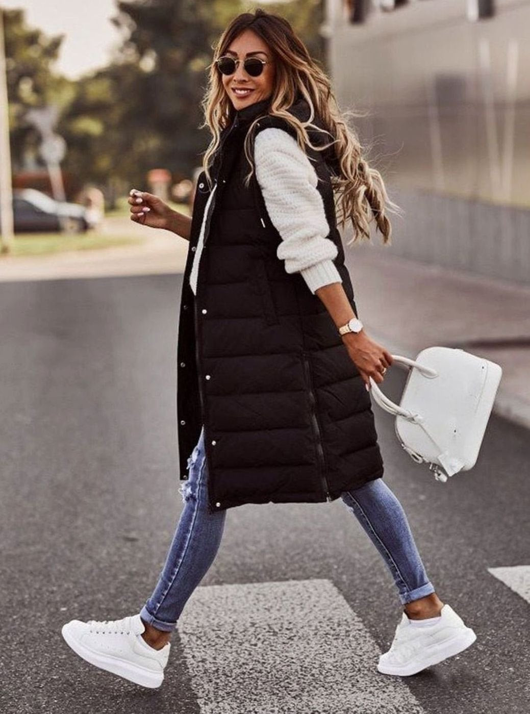 Layla | Gilet d'hiver sans manches à capuche en duvet matelassé pour femmes