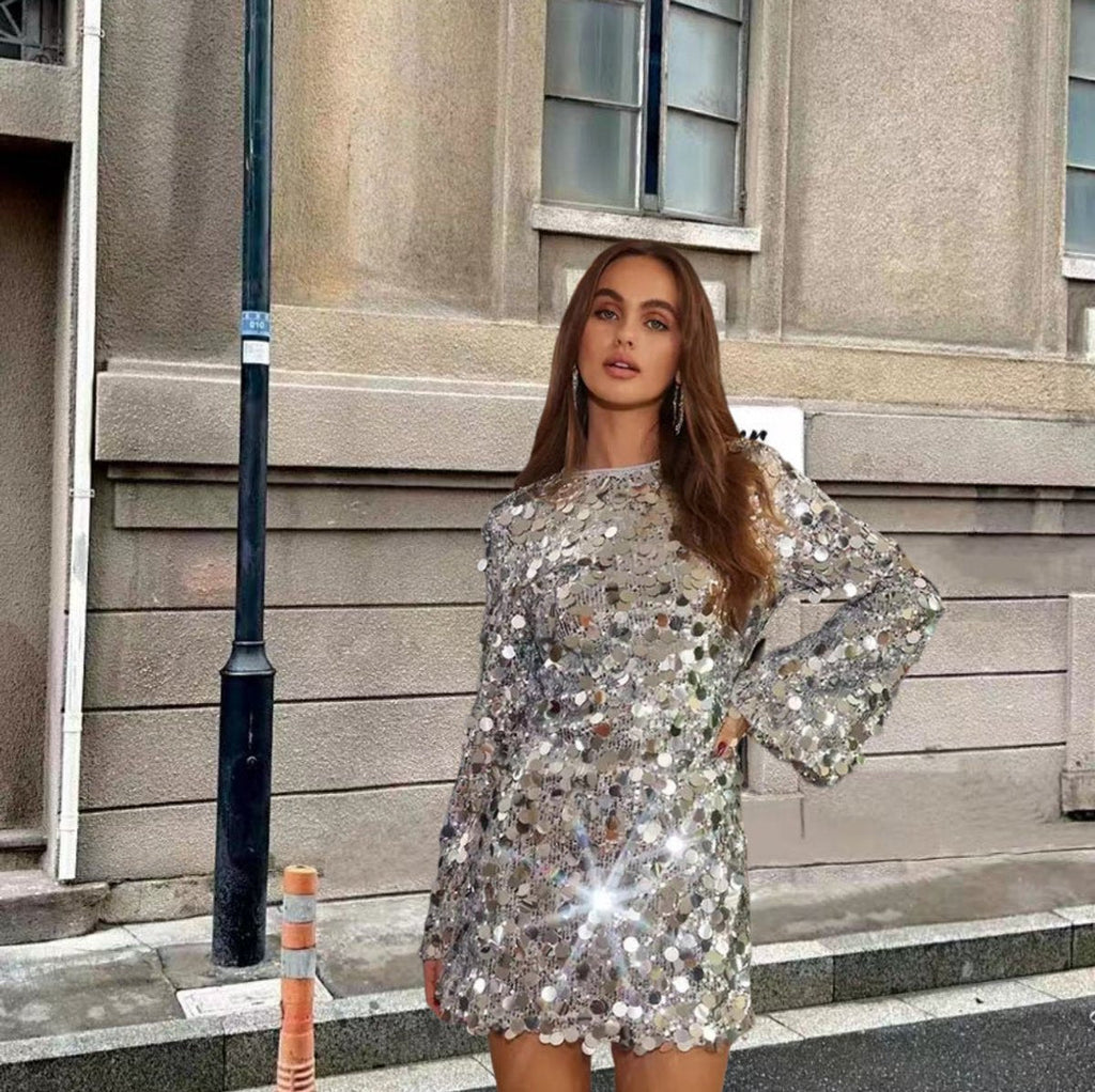 Mia | Robe de cocktail mini à sequins à manches longues pour femmes