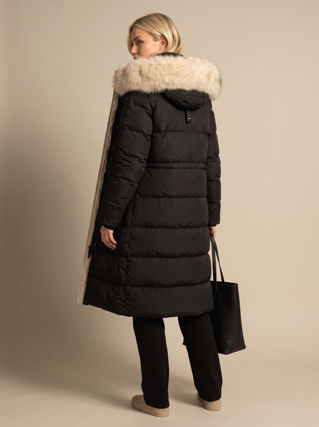 Evelyn | Manteau d'hiver long en duvet de luxe pour femmes avec capuche en fourrure