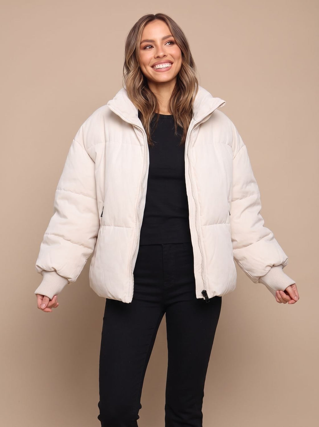 Grace | Veste Puffer Oversized Femme avec Col Montant et Poignets Côtelés