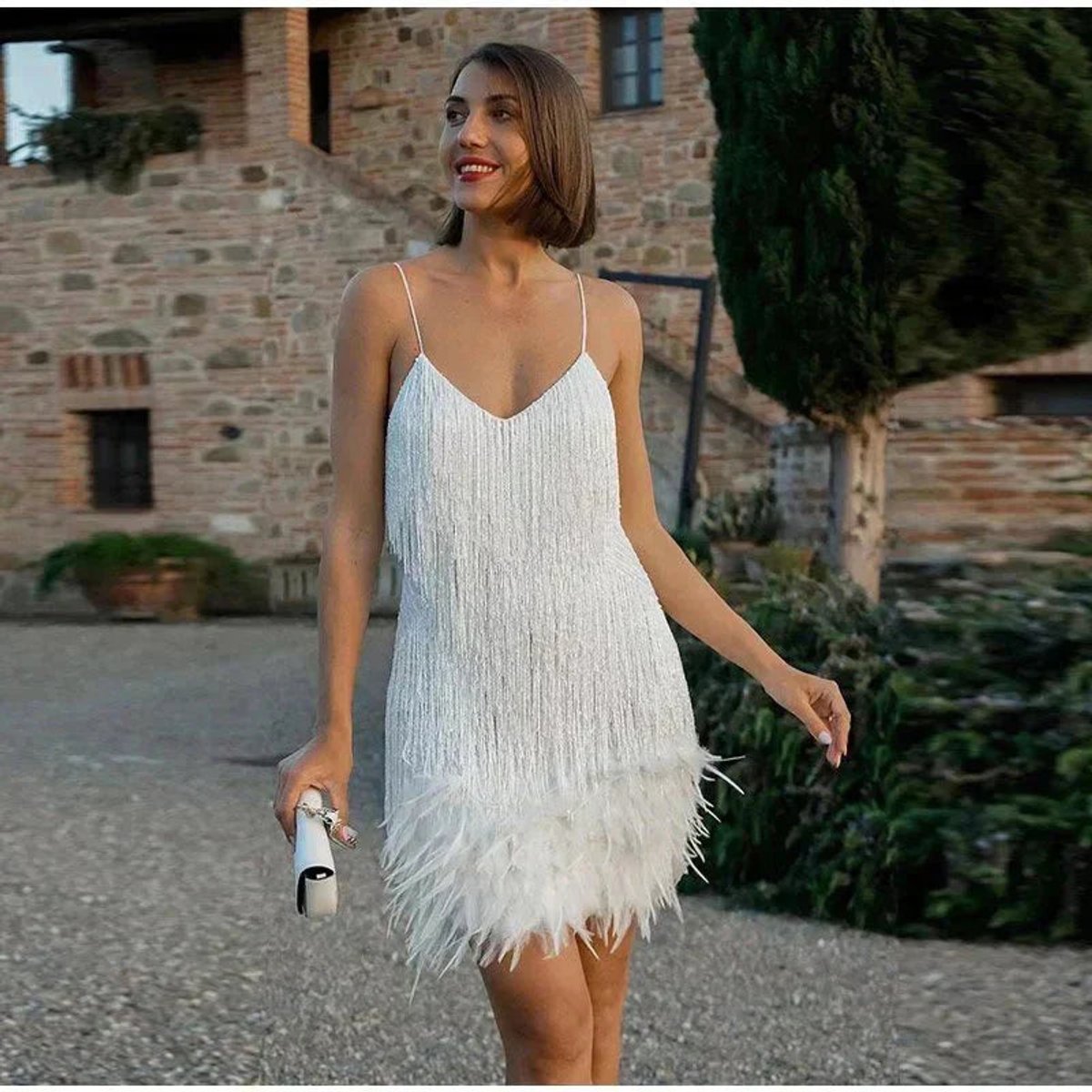 Victoria | Robe de cocktail mini à paillettes avec franges et bordure en plumes pour femmes