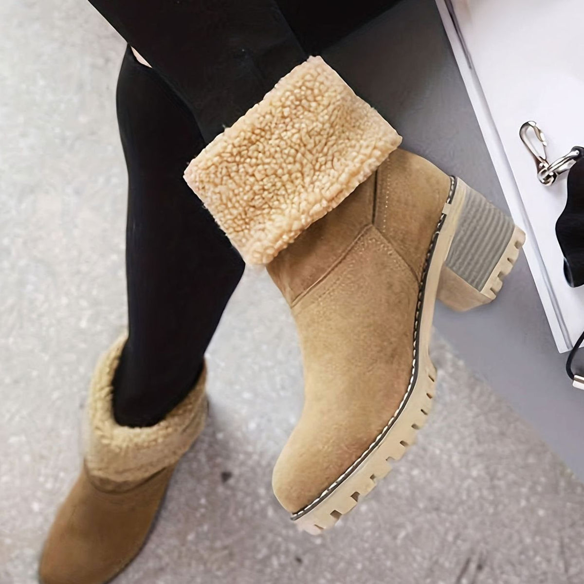 Layla | Bottes d'hiver en neige pour femmes avec revers en sherpa et talon bloc